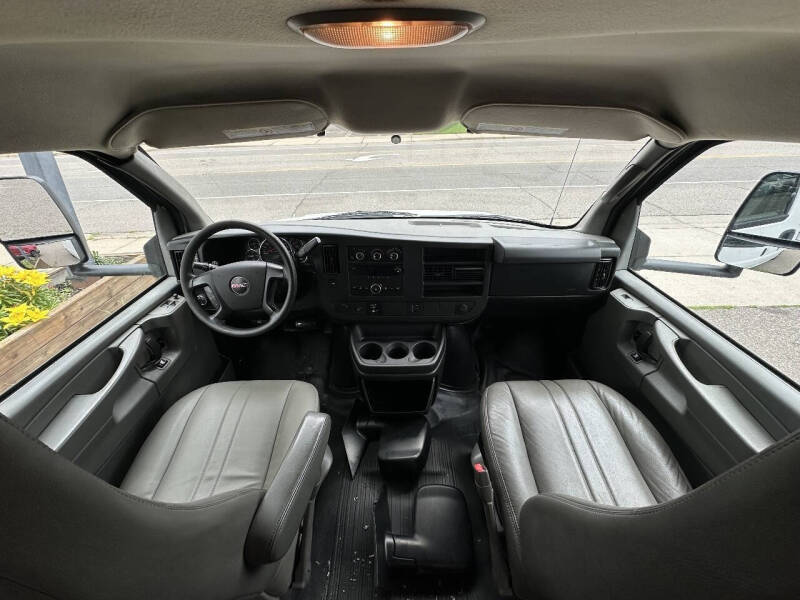 2013 GMC Savana 3500
