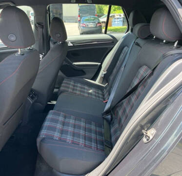 2017 Volkswagen Golf GTI S