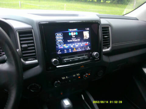 2022 Nissan Frontier SV