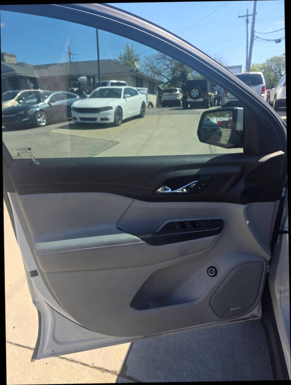 2019 GMC Acadia SLT-1