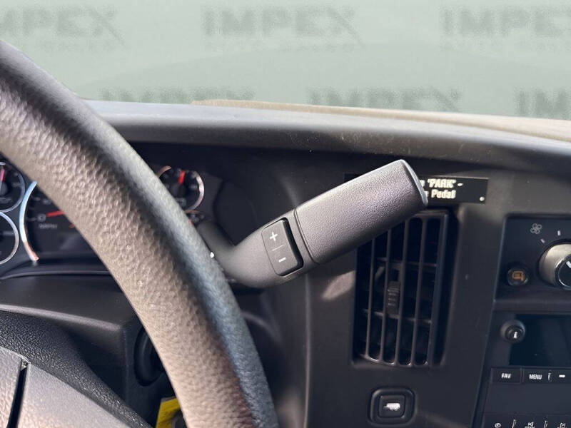 2023 Chevrolet Express 2500