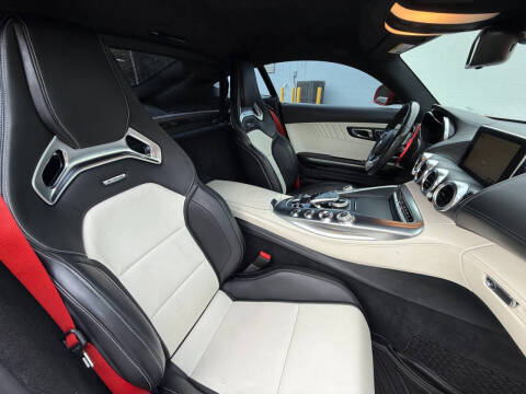 2016 Mercedes-Benz AMG GT S