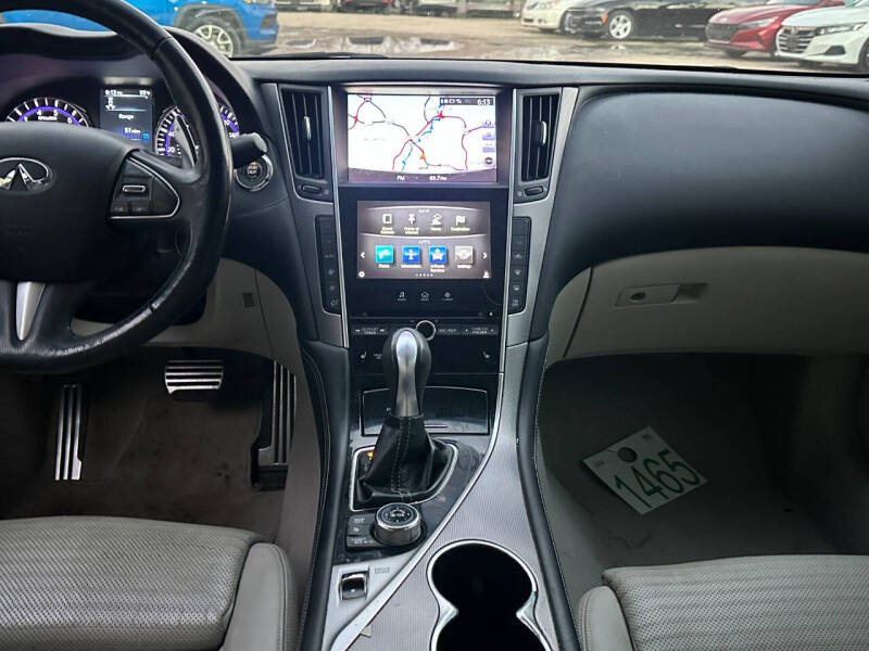 2016 Infiniti Q50 Sport