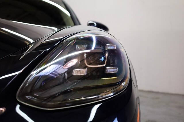 2019 Porsche Panamera