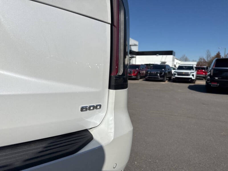 2023 Cadillac Escalade Premium Luxury Platinum