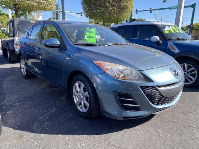 2010 Mazda MAZDA3 i Touring's photo