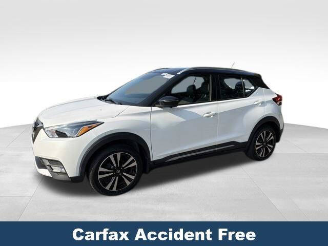 2019 Nissan Kicks SR