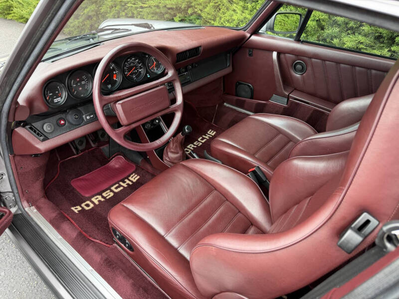1985 Porsche 911 Carrera