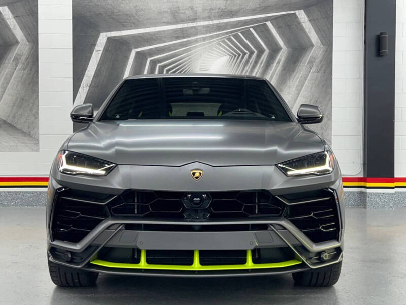 2022 Lamborghini Urus