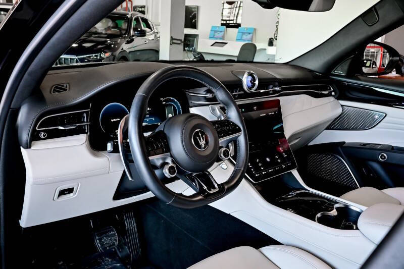 2023 Maserati Grecale Modena