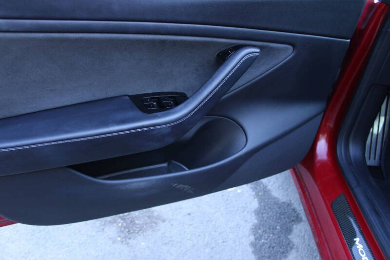2018 Tesla Model 3 Performance