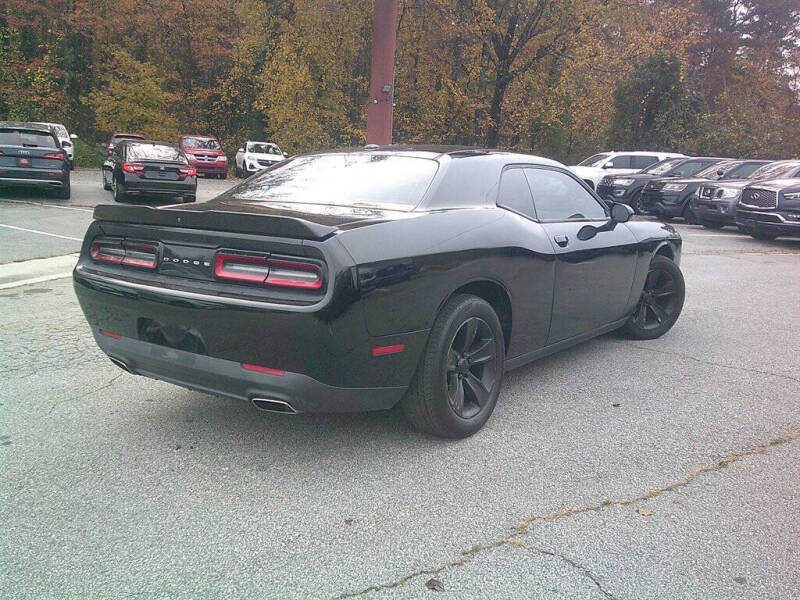 2016 Dodge Challenger SXT