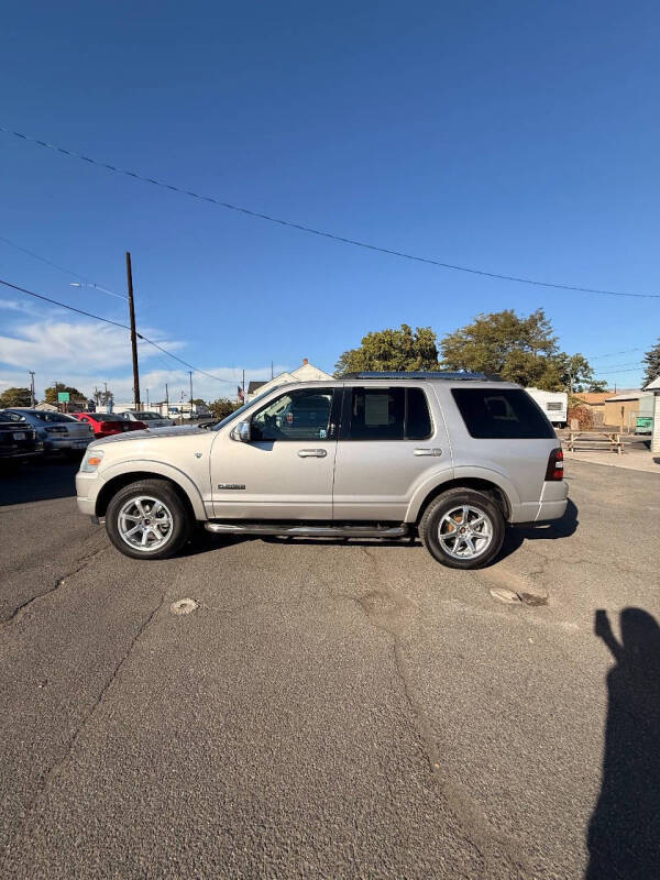 2008 Ford Explorer Limited