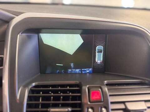 2017 Volvo XC60 T6 Dynamic