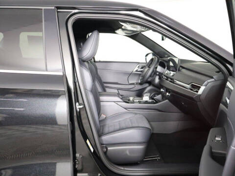 2026 Mitsubishi Outlander LE