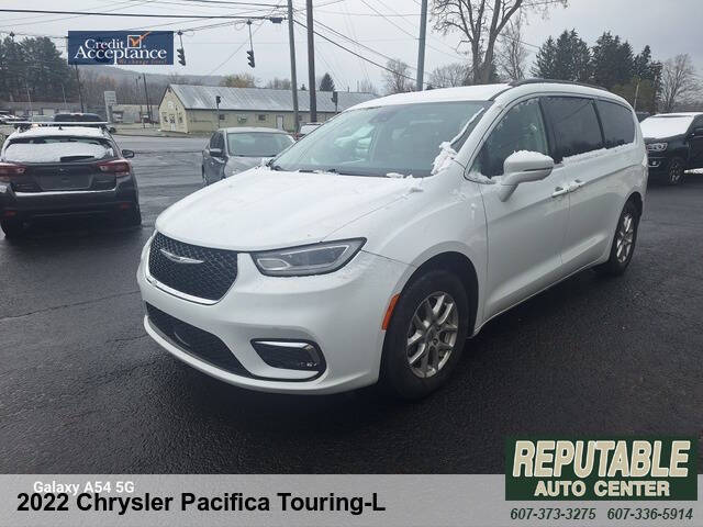 2022 Chrysler Pacifica Touring L