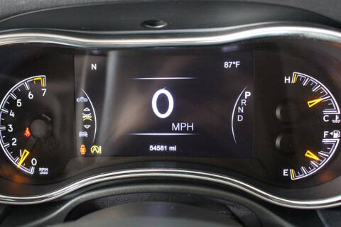 2020 Jeep Grand Cherokee Laredo