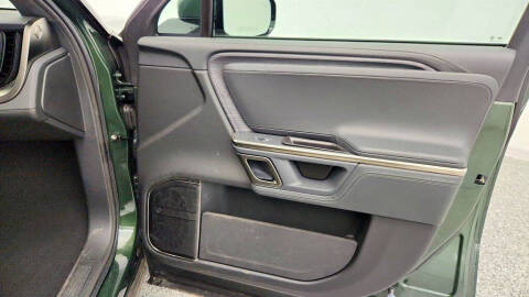 2024 Rivian R1T Adventure