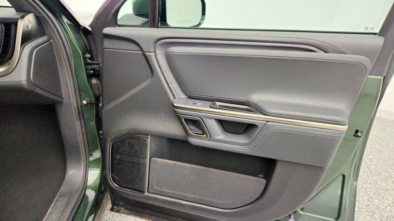 2024 Rivian R1T Adventure