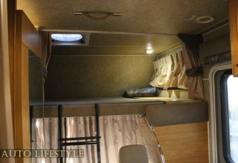 2014 Ford E-Series E-450 SD