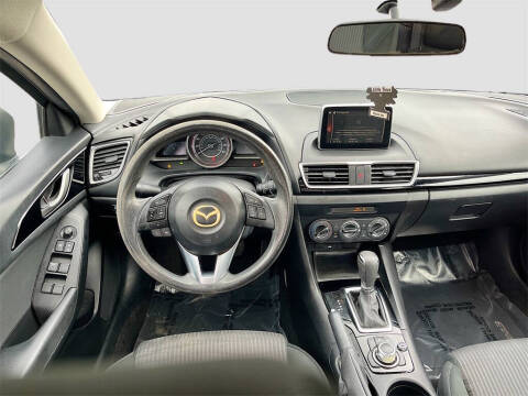 2016 Mazda MAZDA3 i Sport