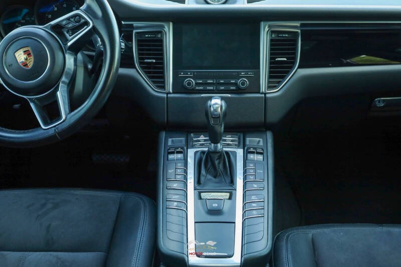 2018 Porsche Macan