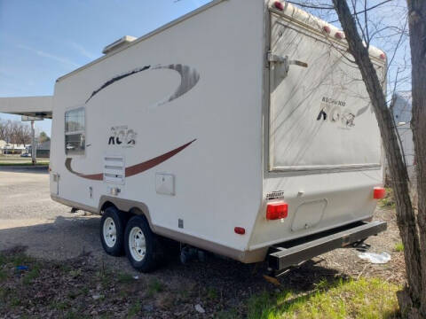 2006 Rockwood Trailer Coach for sale at D-OLEO AUTO SALES in Wilmington IL