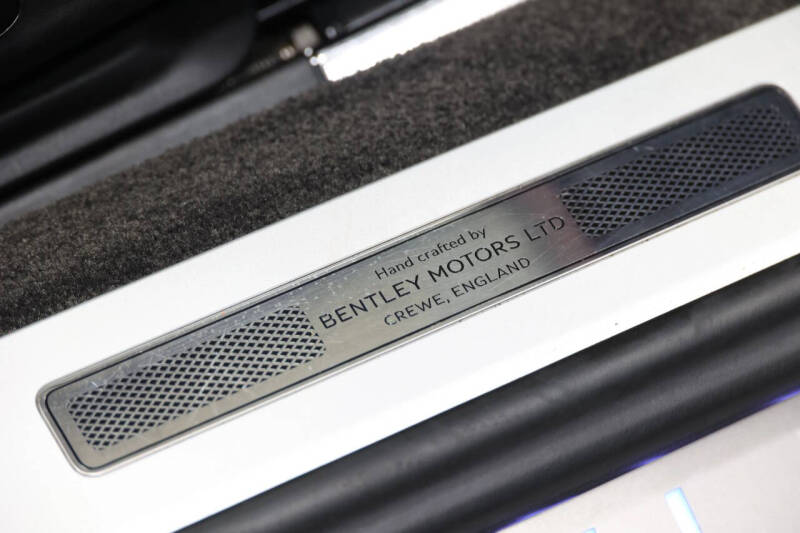 2020 Bentley Continental GTC V8