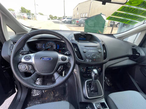 2017 Ford C-MAX Hybrid SE