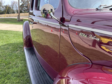 1940 Ford Deluxe