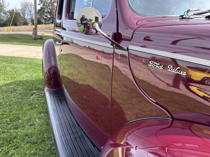 1940 Ford Deluxe