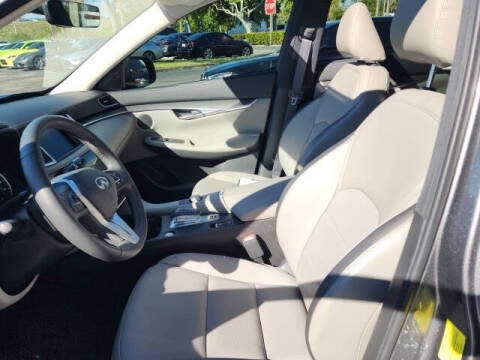 2025 Infiniti QX50 Luxe