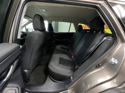 2023 Subaru Outback Premium
