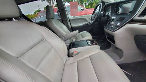 2017 Toyota Sienna