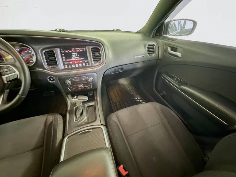 2016 Dodge Charger SXT