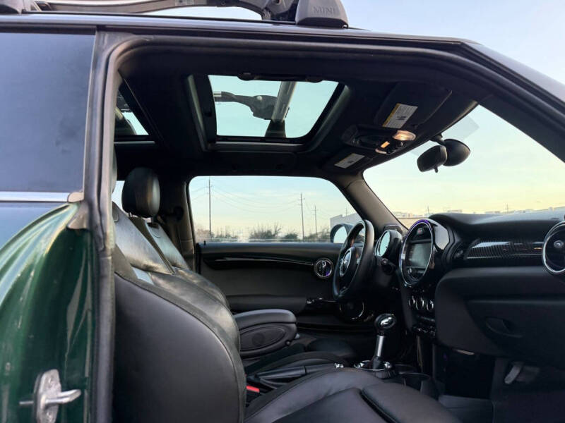 2015 MINI Hardtop 2 Door Cooper S