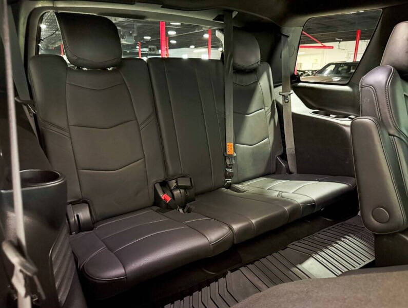 2018 Cadillac Escalade Platinum