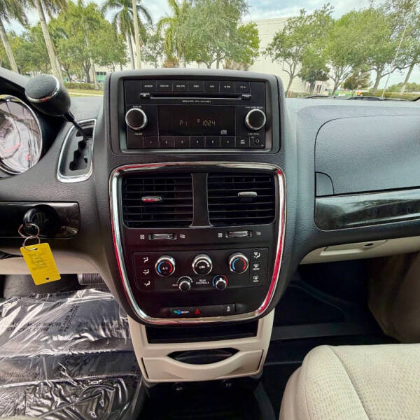 2013 Dodge Grand Caravan SE