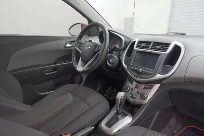 2017 Chevrolet Sonic LT Auto