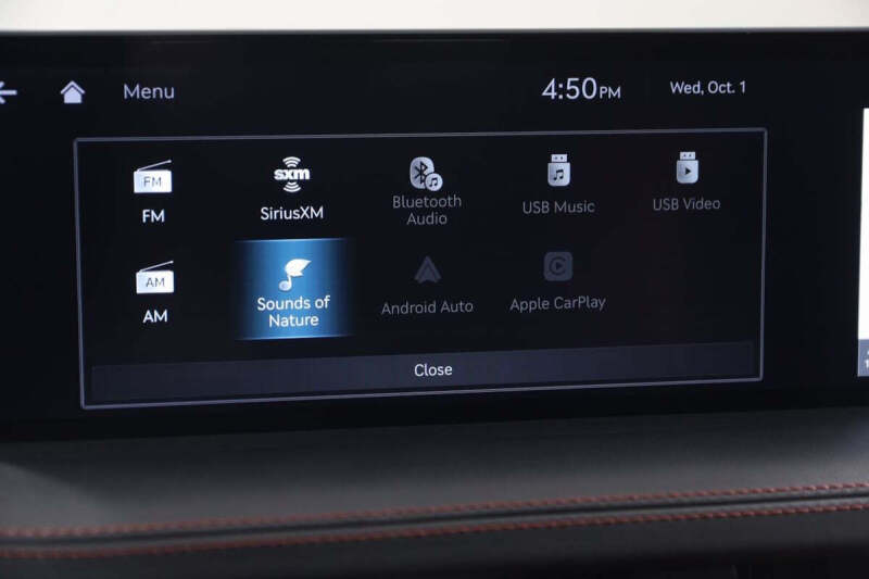 2023 Genesis GV70 2.5T Standard