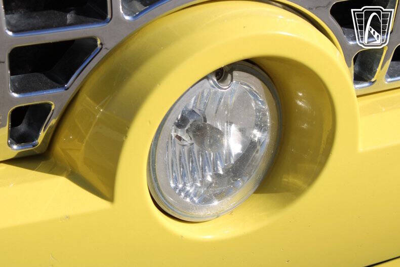 2004 Ford Thunderbird Deluxe