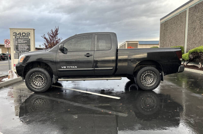 2014 Nissan Titan SV