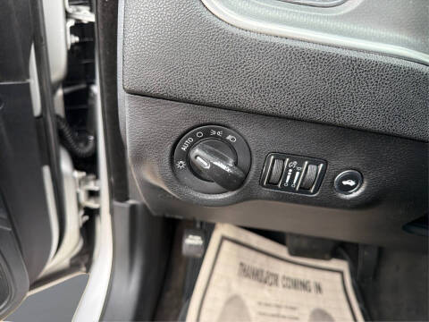 2012 Dodge Charger SE