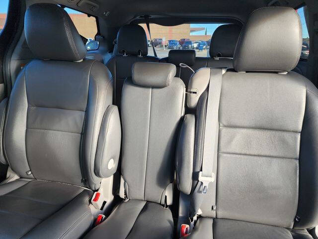 2017 Toyota Sienna LE 8-Passenger