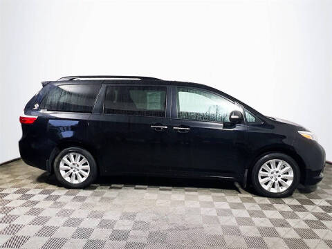 2015 Toyota Sienna Limited Premium 7-Passenger