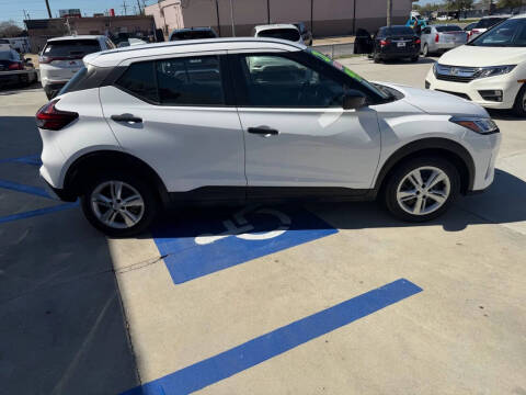 2021 Nissan Kicks S