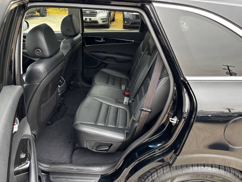 2020 Kia Sorento EX V6