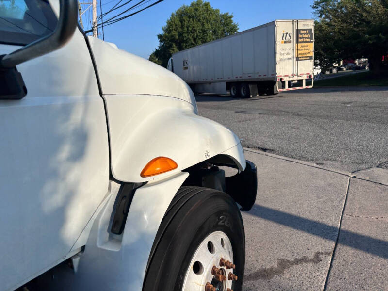 2017 International DuraStar 4300