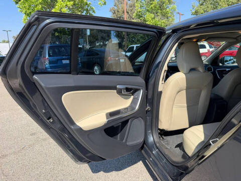 2016 Volvo V60 T5 Drive-E Premier