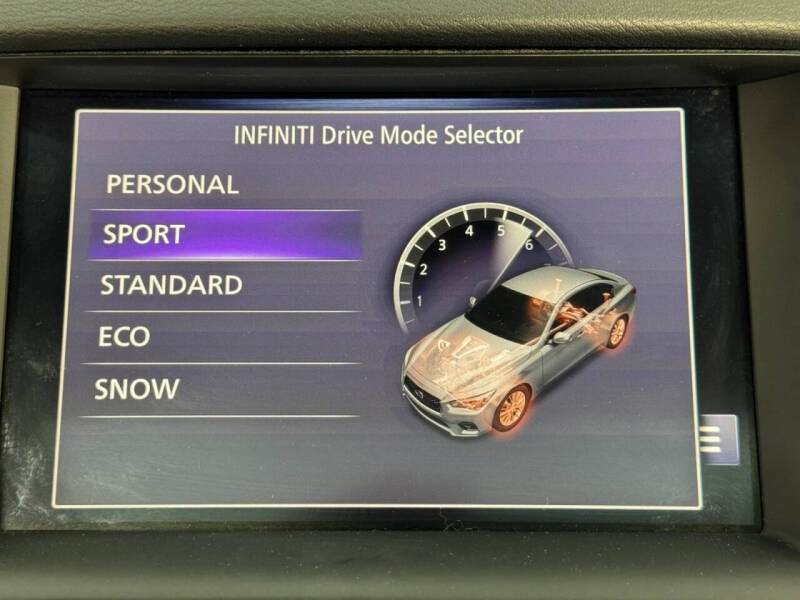 2021 Infiniti Q50 Luxe